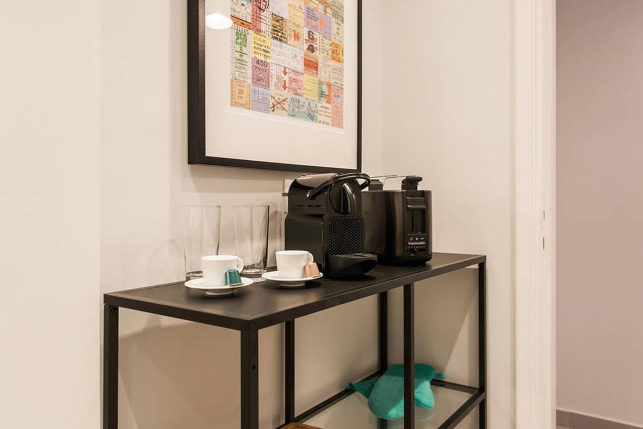 Chic And Cosy Flat In Plaka By Upstreet Apartment Athens Exterior photo